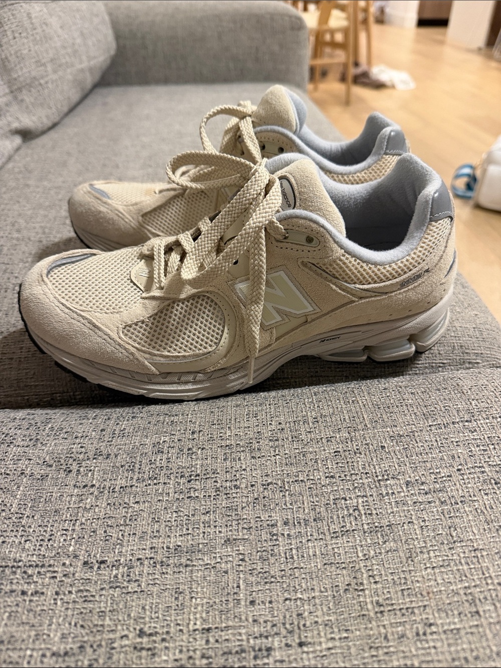 New Balance 2002R, Bone/Light Aluminum Women’s 7.5 ( men's 6.0)- lightly worn